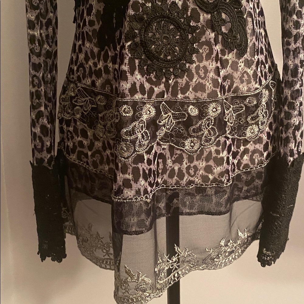 Hugging kisses Vintage stunning top size small - Picture 4 of 11
